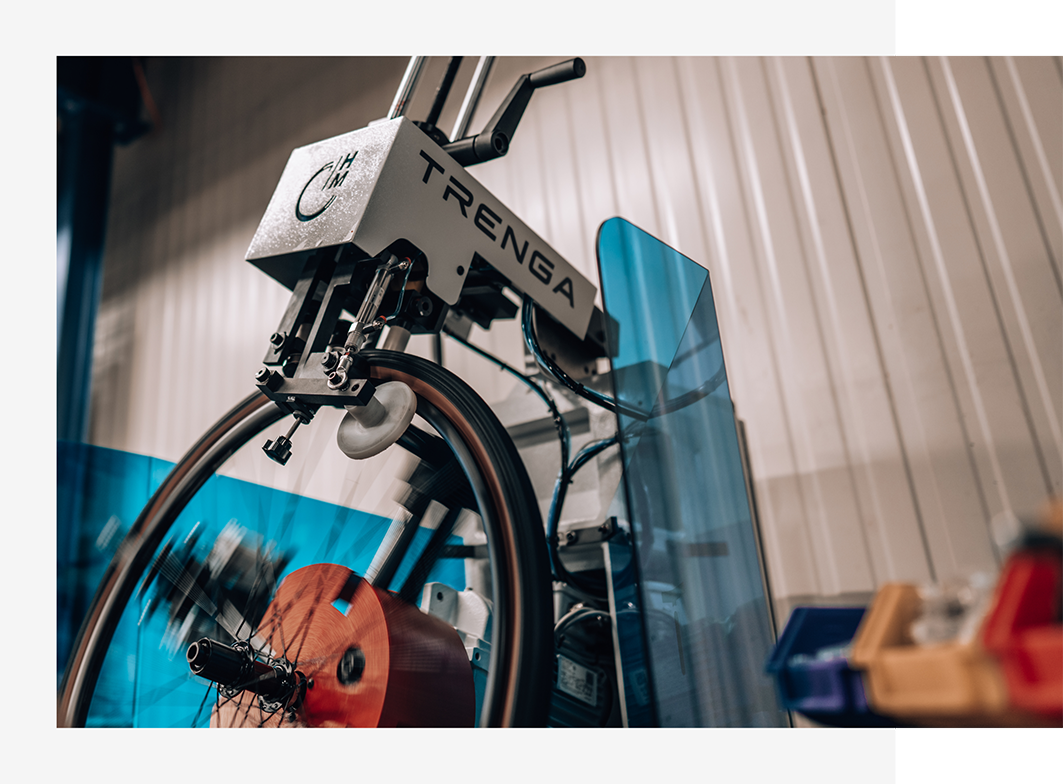 TRENGA DE VERTRIEBS GMBH touring bikes