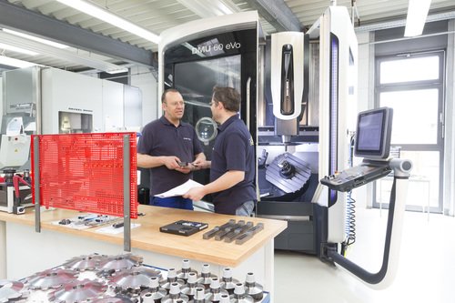 D. HERMES GMBH & CO. KG GMBH & CO. KG CNC tool grinding