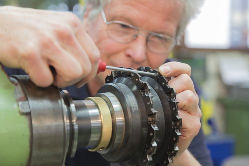 D. HERMES GMBH & CO. KG GMBH & CO. KG Milling tool repair