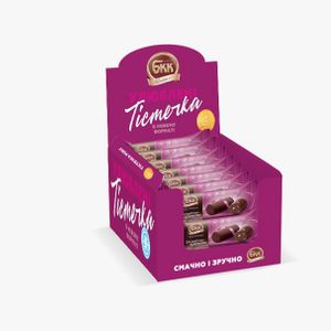 Pastries «biscuit-cream» glazed in individual packaging