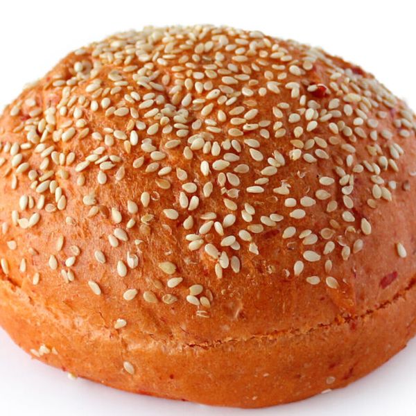 Vegan hamburger bun red pepper pre-sliced