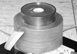 Device for multipole permanent magnet motors