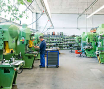 BERGMANN & HILLEBRAND GMBH & CO KG Dumpers