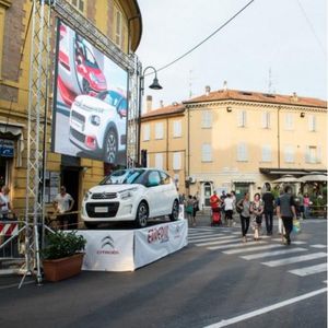 Indoor and Outdoor LED Wall - LED Wall for Shops and Advertising and Informational Use