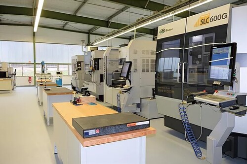 D + M ERODIERTECHNIK & FRÄSTECHNIK GBR factory image 2