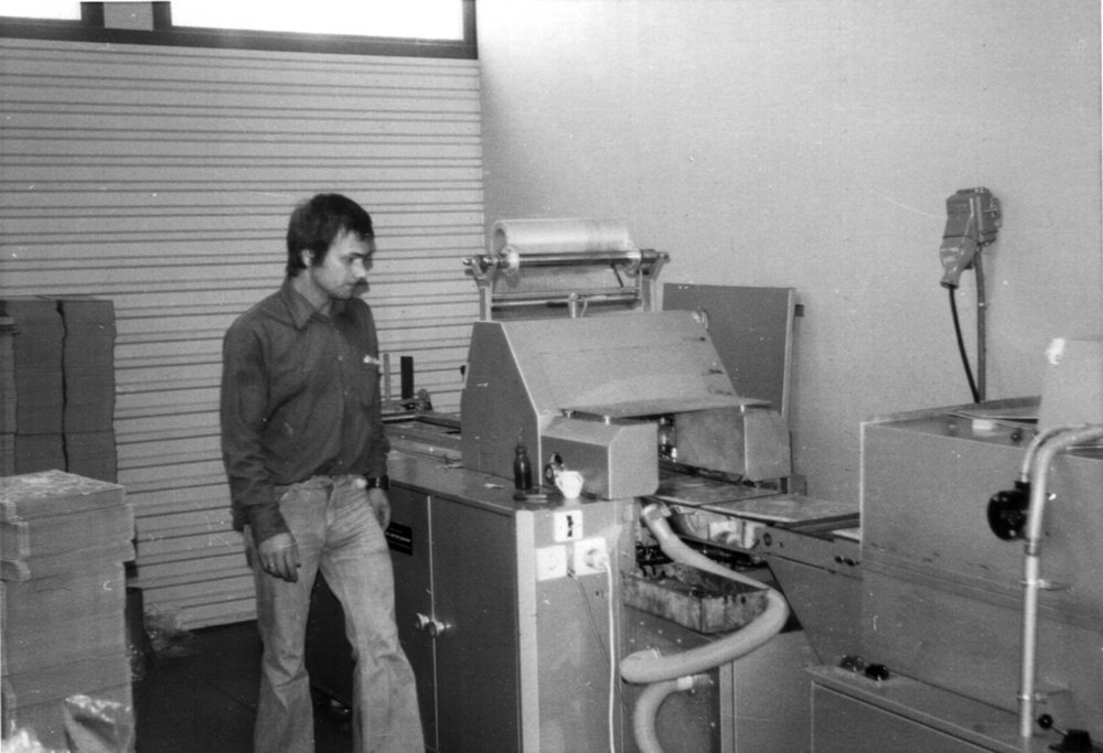 L A LARSEN AS factory image 3