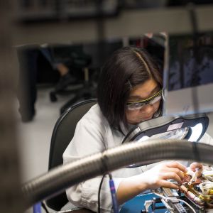 electronic components and printed circuit boards