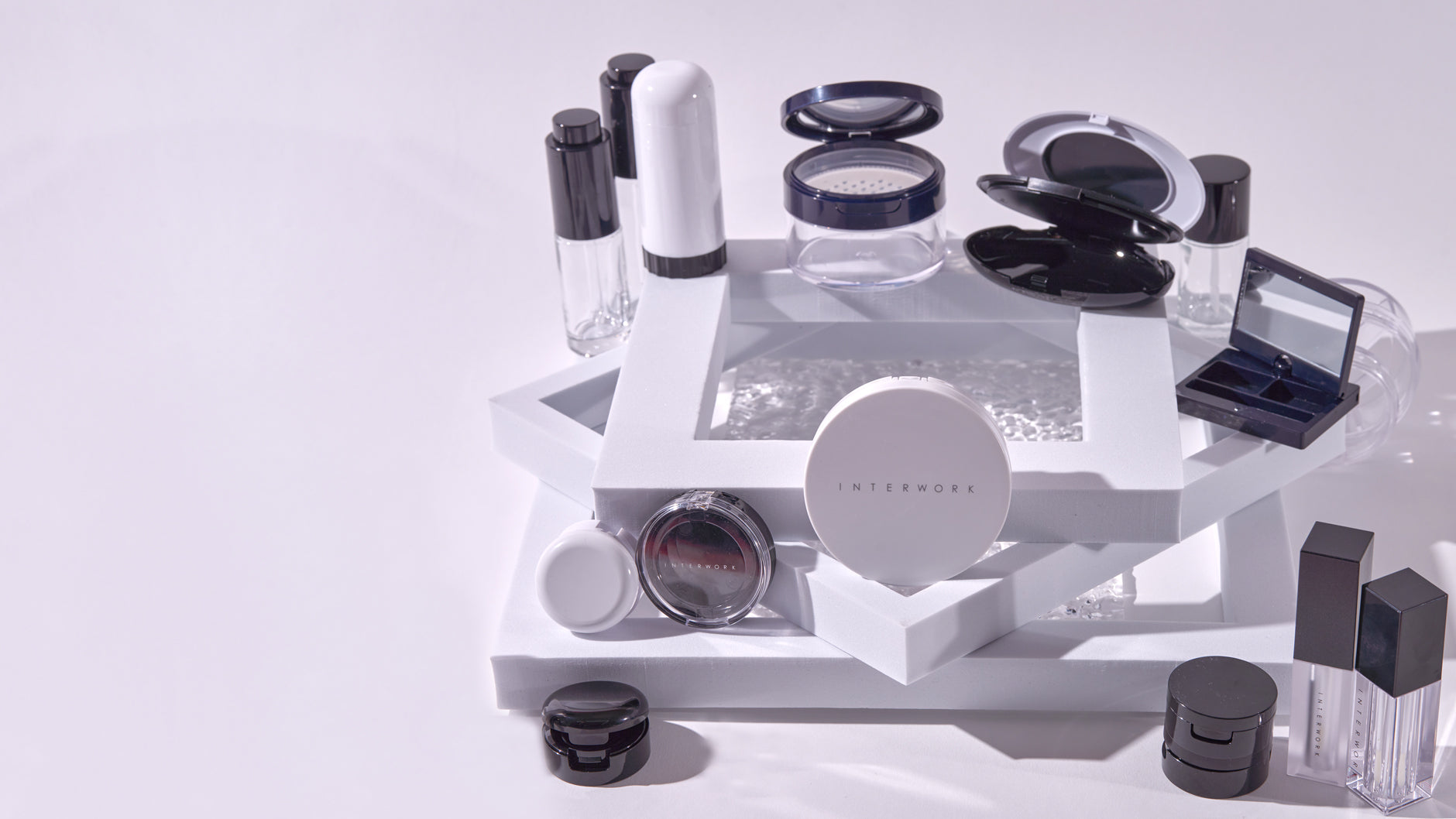 cosmetic cases, containers, pencils, compacts, jars