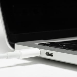 USB4 Cable