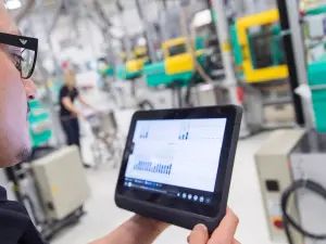 electronics fitted in vehicles