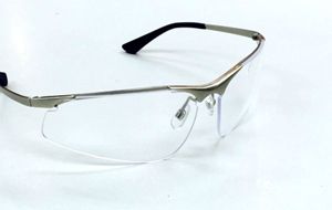 METAL EYEWEAR