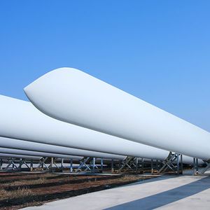 Stepping into the production of rotor blades