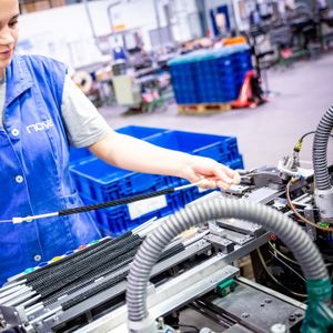 Bowden cable assembly