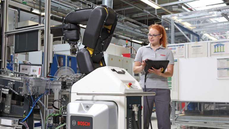 Industrial Robotic Arm / Factory Automation Robot