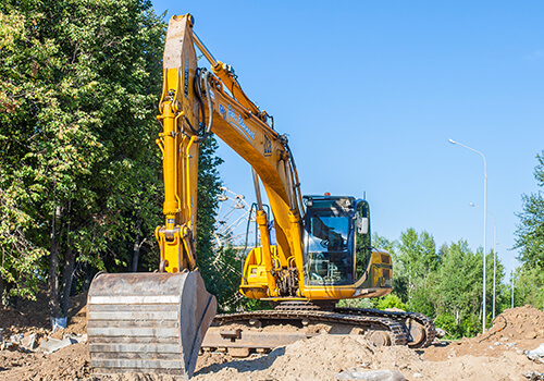 Construction & Heavy Machinery