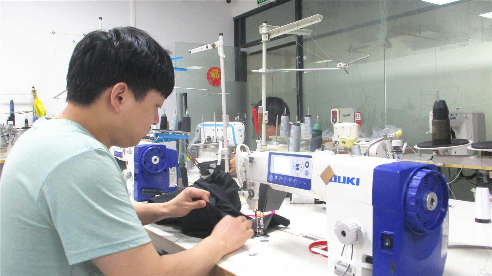Dongguan Aika Apparel Co., Ltd. Tracksuits