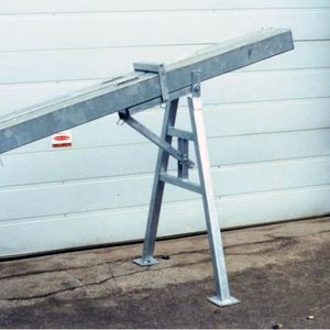 Beam Stands & Dollies