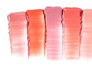 LIP MAKE UP