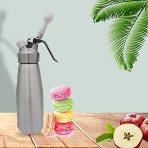 Cream whipper