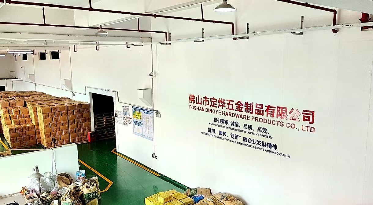 Foshan Dingye Hardware Products Co., Ltd. flame guard