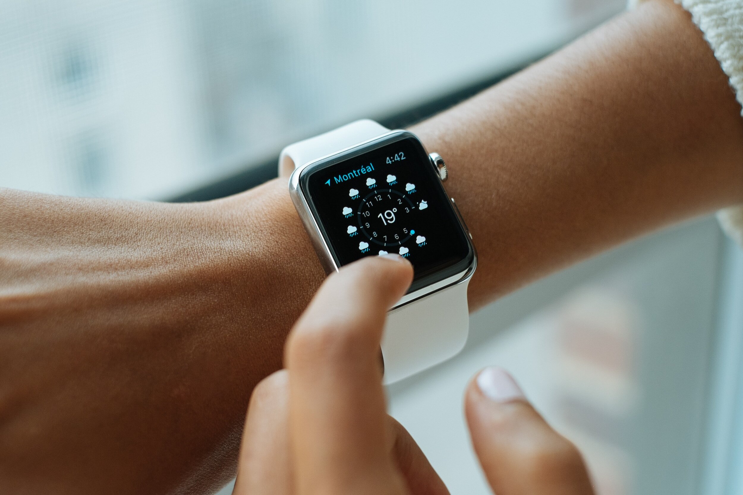 Consumer Electronic
The future of consumer electronics requires innovations in circuitry technologies. Our portfolio of circuitry solutions, battery, and engineering solutions is disruptive for various electronic verticals, ranging from smartphones to wearables.