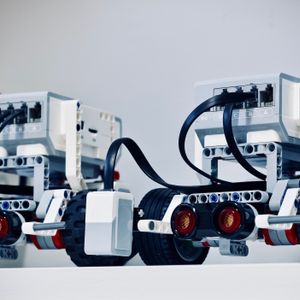 Robotics
The global robotics market is expected to reach $260 billion by 2030. Our circuitry solutions hold a vital position in various robotic applications, including industrial, mobile, and entertainment industries.