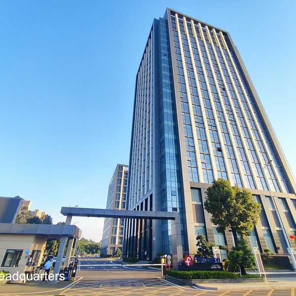d0914qtsi8fs73benq10.jpg