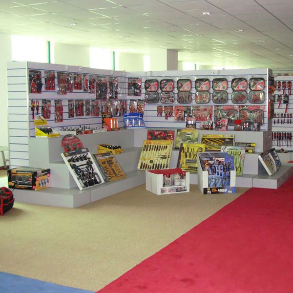 hand tools, clamps, animal traps, and various other hardware items