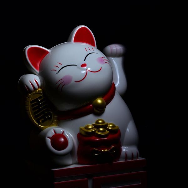 Maneki Neko (Lucky Cat)