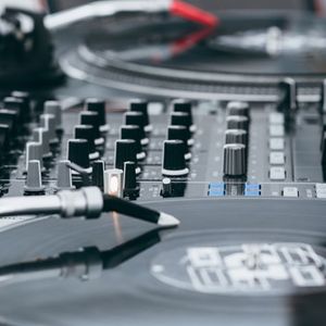 audio mixers