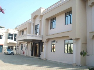 H N Handicrafts factory image 3