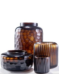 vases
