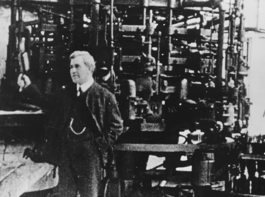 O-I Glass factory image 6