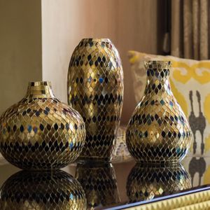 vases