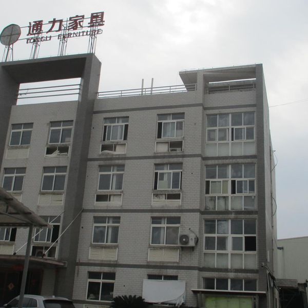 d0hb885si8fs73ebqbg0.jpg