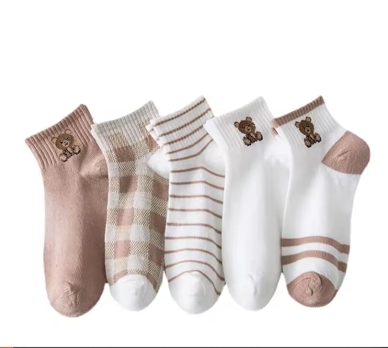 Women Ankle Socks Shallow Mouth Thin Boat Socks Women Fashionable Cute Socks
