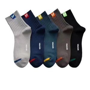 Hot Selling Men Cotton Cushion Crew Socks Sweat Absorbing Breathable Alphabet Comfortable Socks Custom Design