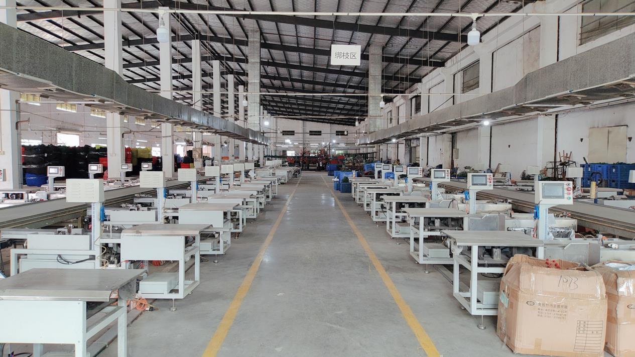 Baozhaolai (Huizhou) Metal Manufactory Co., Ltd. Artificial Christmas Tree