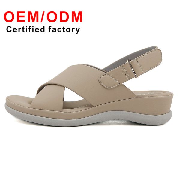 New High Quality Women's Generous and Fashionable Large Size Thick-soled Sandals and Beach Shoes Wholesale Fashion Shoes Women