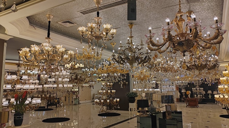 Dickpo Lighting Company Crystal Chandeliers