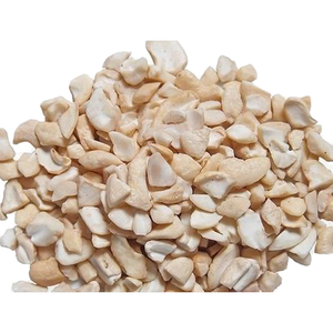 100% High Quality Fresh Vietnamese SWP Cashew Nuts Low Fat Raw Naturally Grown Best Choice for Global Importers in Food Industry