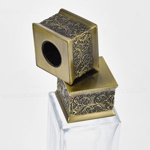 Factory Customizable Luxury Fea 28mm Perfume Bottle with Metal Cap Bottle Cap Metal Wine Bottle Cap