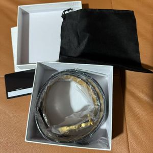 More Designer Items Whole Packing Wholesale Genuine Leather Belt Luxury Designer PU Fashion Women's Belt for Men