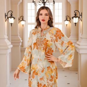 Wholesale Elegant Summer Embroidery Printed Long Dress Loose Fashion Abaya Dress Plus-Size Dubai Kaftan Robes for Muslim Women