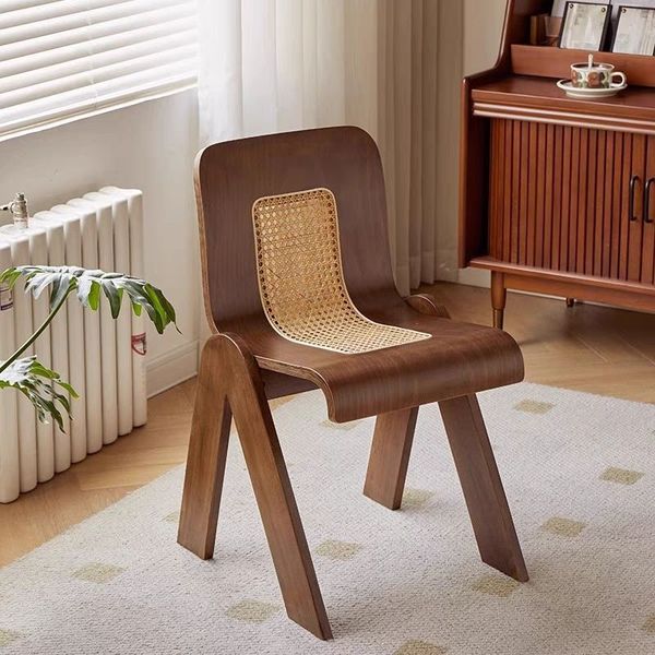 Mid-Century Modern Designer Woven Rattan C Chair Luxury Leisure Makeup Dining Chair for Office & Home for Cafe & Dining Room