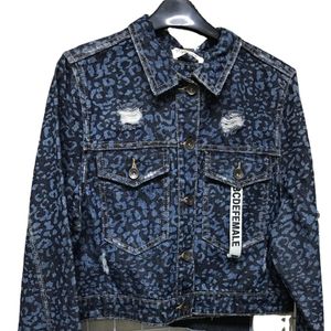Lady Printed Denim Long Sleeve Jacket