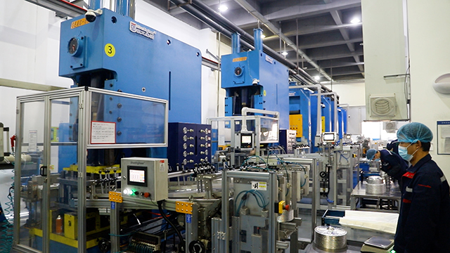 Zhejiang Silver Engineer Machinery Co., Ltd. Aluminum Foil Container Machine