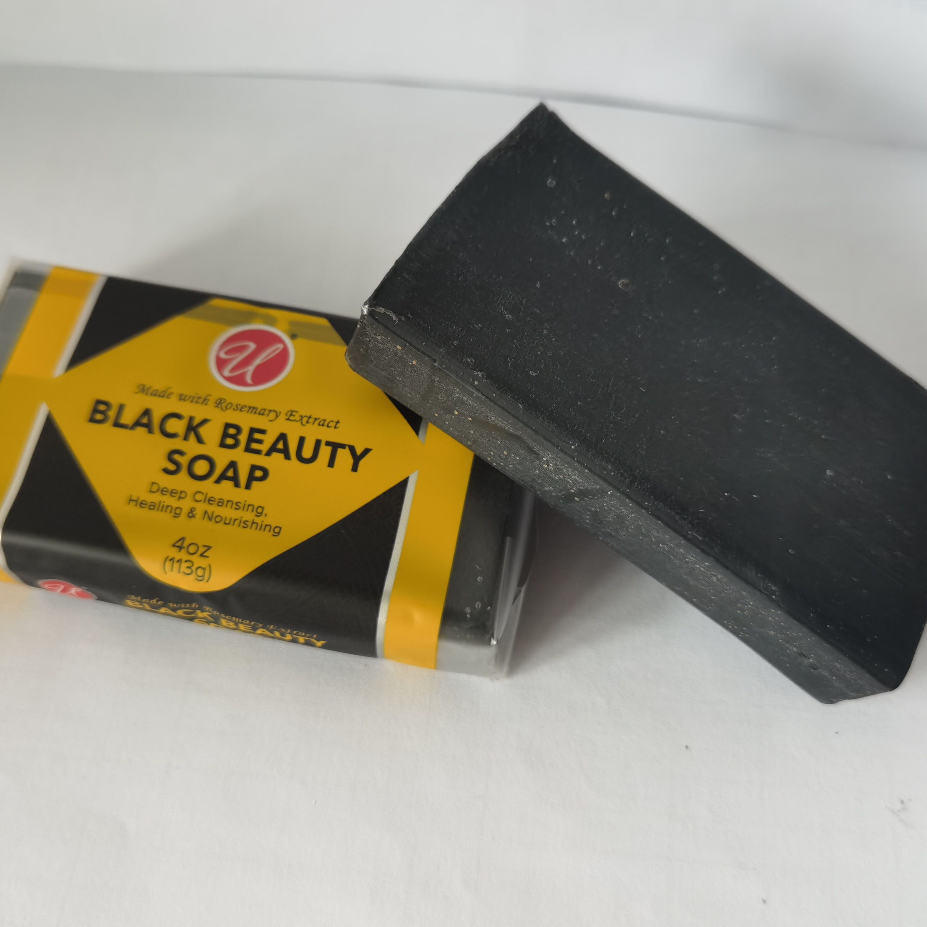 Wholesale Deep Cleaning Solid Bar Soap Charcoal Bamboo Powder Infused Raw Shea Butter Detoxifying Whitening Black Soap