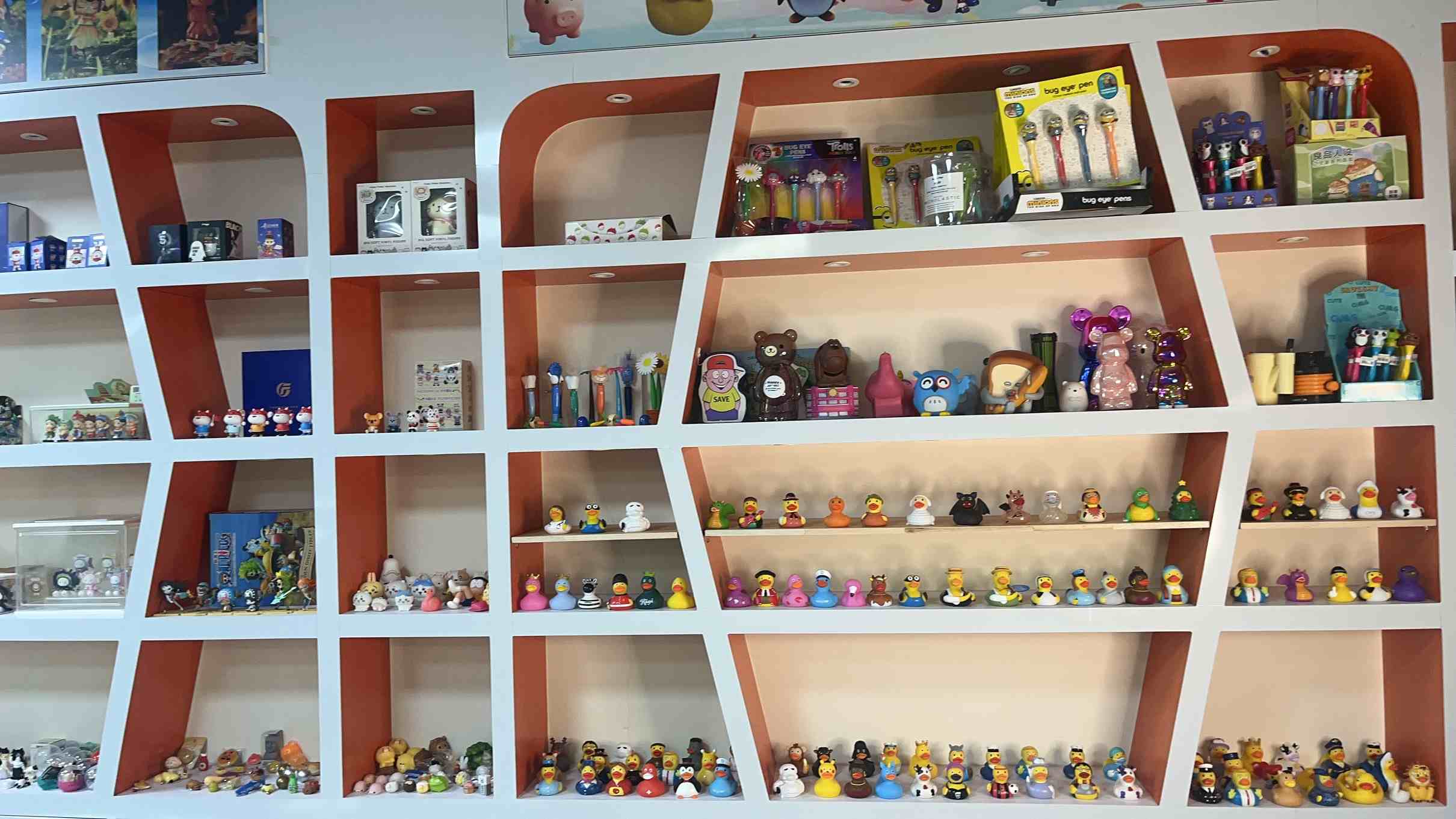 Dongguan Jiujie Toys Manufacturing Co., Ltd. PVC vinyl figures