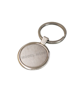 round Stainless Steel Keychain Offset Printed PP Packing Available in Black & Silver